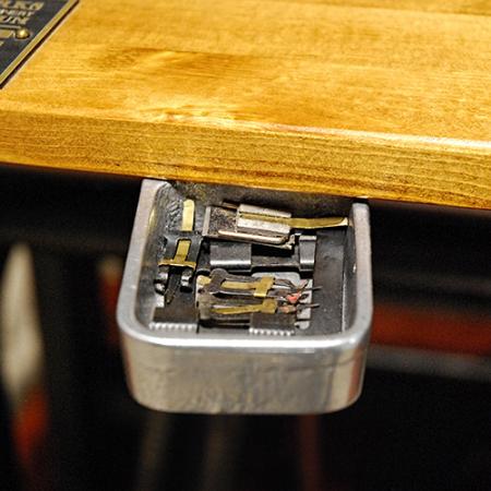 image: hiw-gaugepin-drawer-4.jpg